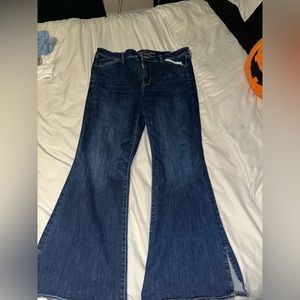 American Eagle size 18 dark wash split seam flare jeans